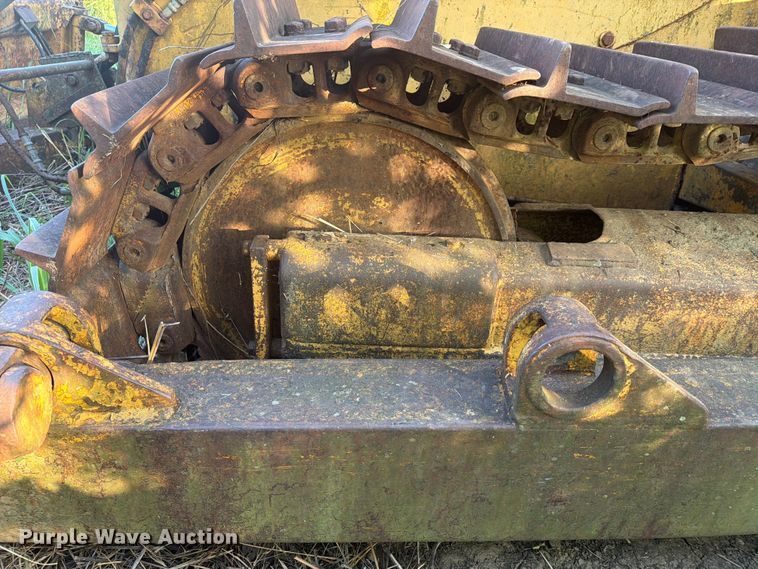 image for item FN2523 International TD15C dozer