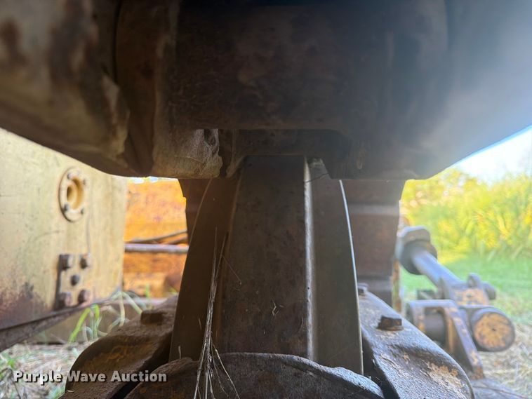 image for item FN2523 International TD15C dozer