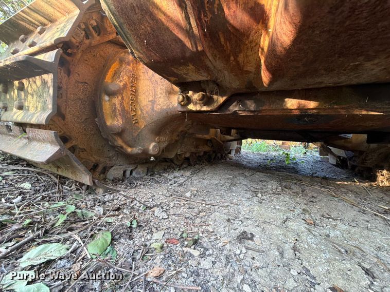 image for item FN2523 International TD15C dozer