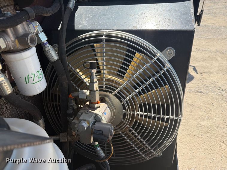 image for item FN2525 2017 Ditch Witch JT20 directional boring unit