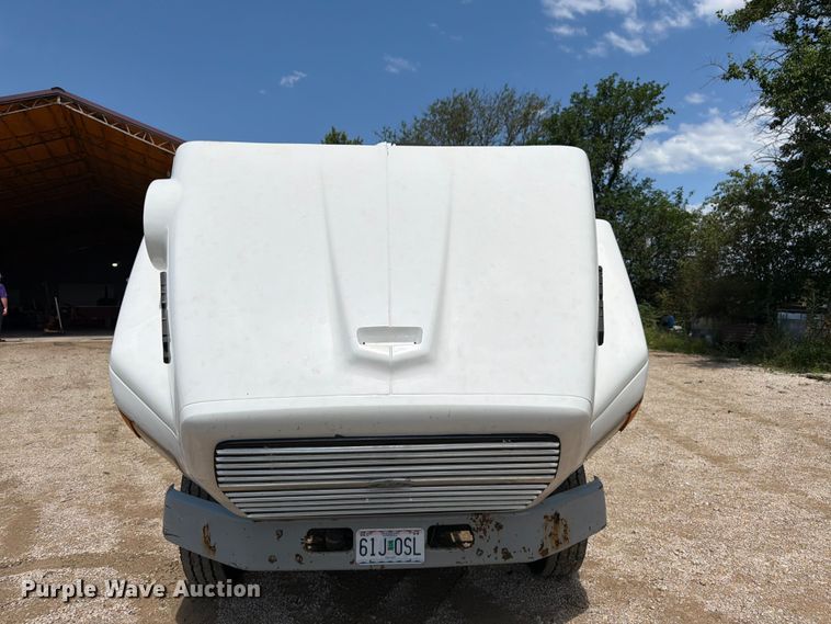 image for item FN5754 1996 Ford LTA9000 vacuum truck