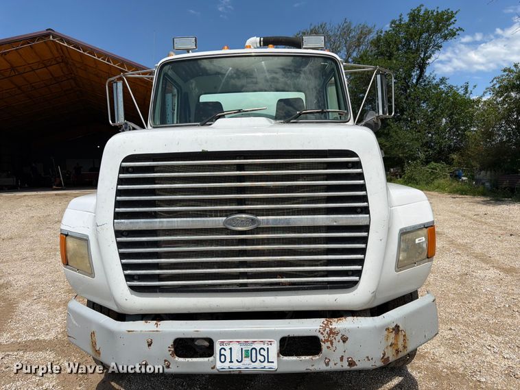 image for item FN5754 1996 Ford LTA9000 vacuum truck