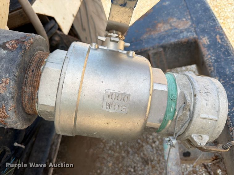 image for item FN5754 1996 Ford LTA9000 vacuum truck