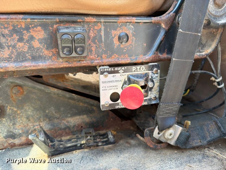 image for item FN5754 1996 Ford LTA9000 vacuum truck