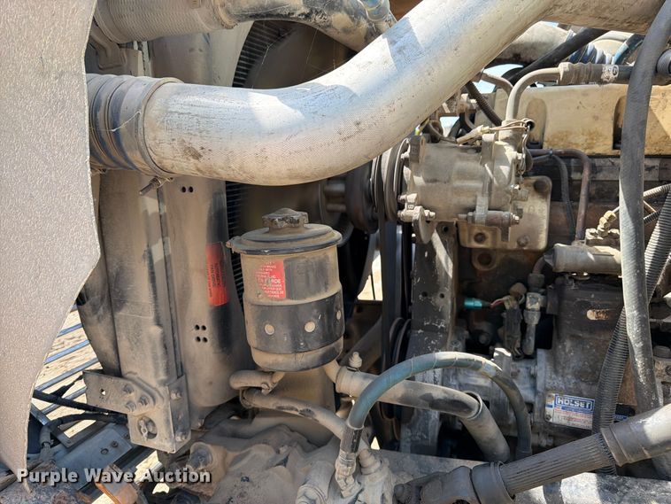 image for item FN5754 1996 Ford LTA9000 vacuum truck