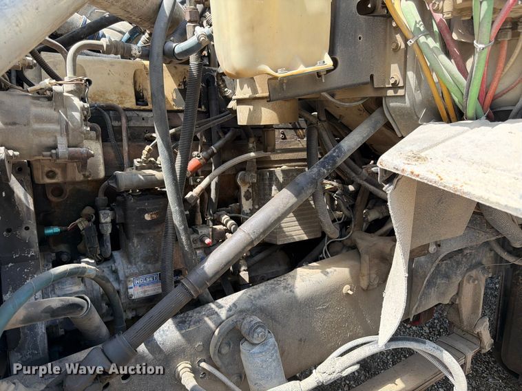 image for item FN5754 1996 Ford LTA9000 vacuum truck