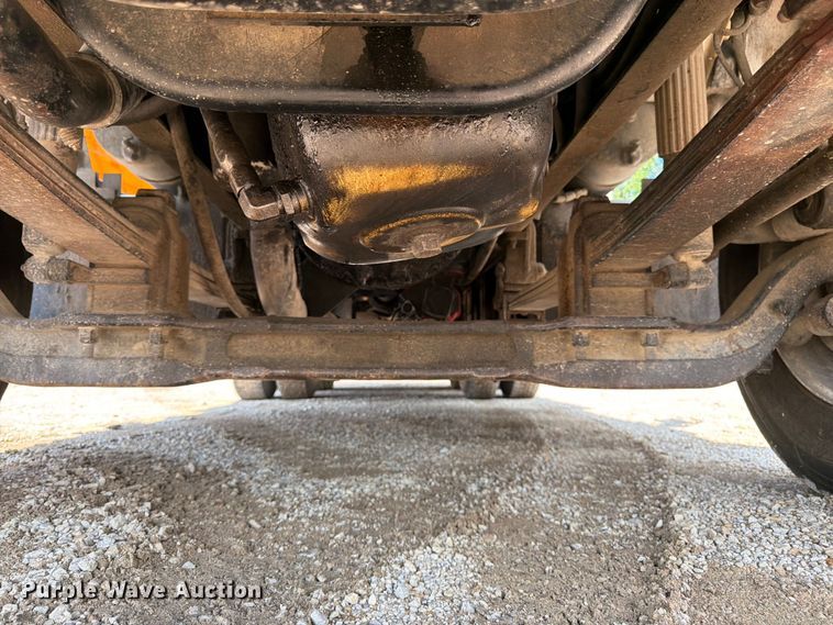 image for item FN5754 1996 Ford LTA9000 vacuum truck