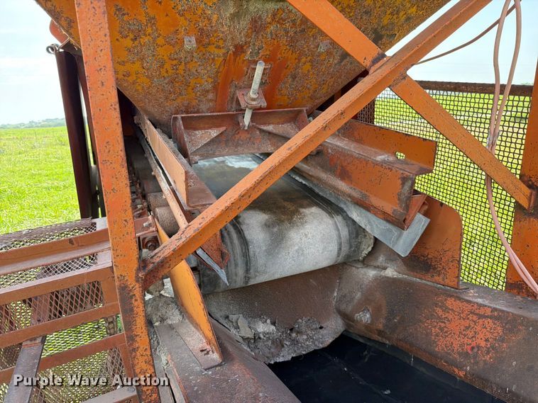 image for item FN5771 Kolberg 1748-6  pug mill