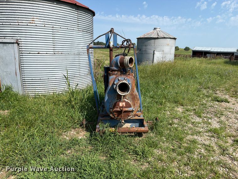 image for item FN5772 10 series 16C2-4045D water pump