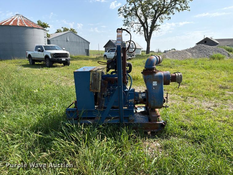 image for item FN5772 10 series 16C2-4045D water pump