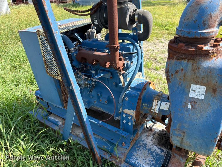 image for item FN5772 10 series 16C2-4045D water pump