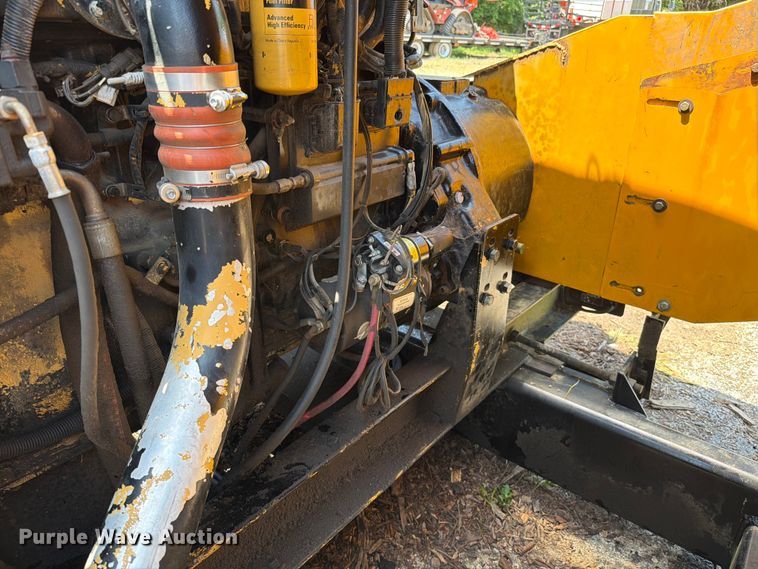 image for item FN5774 2008 Woodsman 337-FC wood chipper