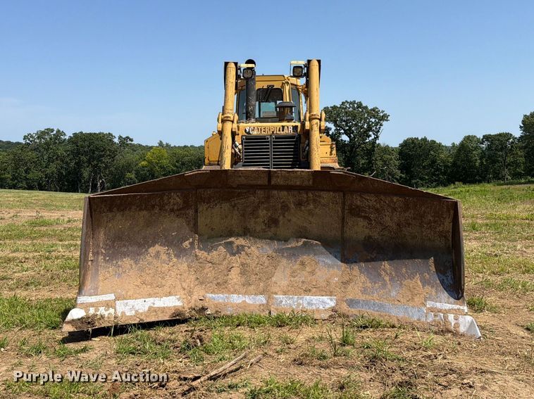image for item FN5775 1995 Caterpillar D8N dozer