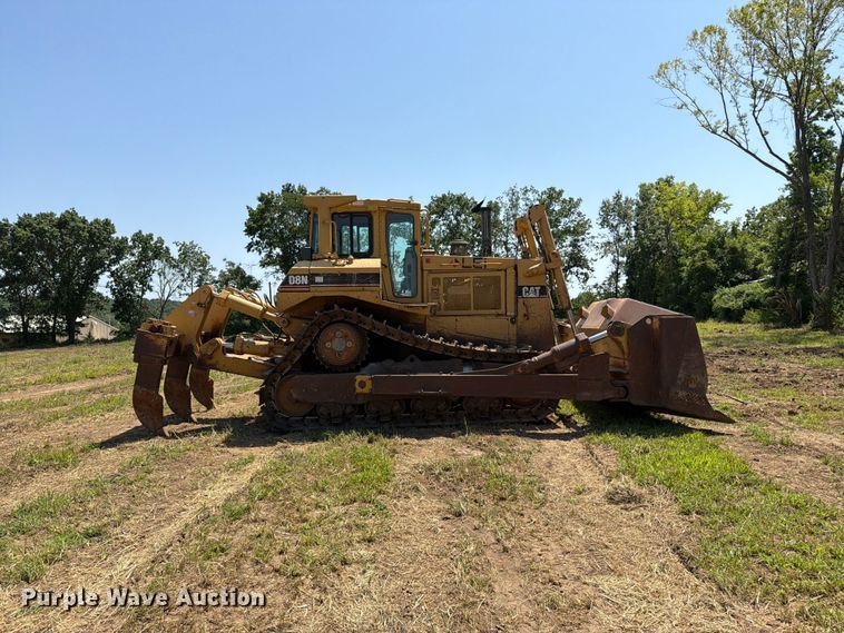 image for item FN5775 1995 Caterpillar D8N dozer