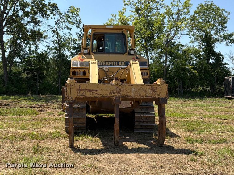 image for item FN5775 1995 Caterpillar D8N dozer