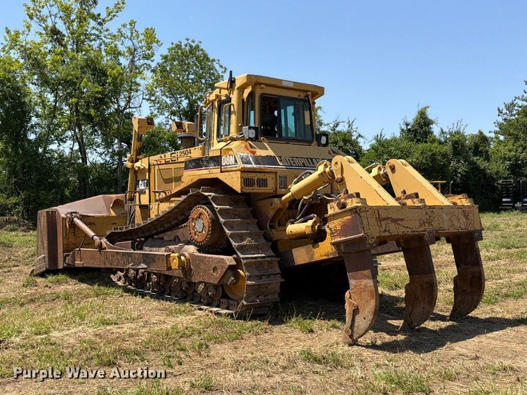 image for item FN5775 1995 Caterpillar D8N dozer
