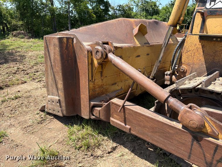 image for item FN5775 1995 Caterpillar D8N dozer