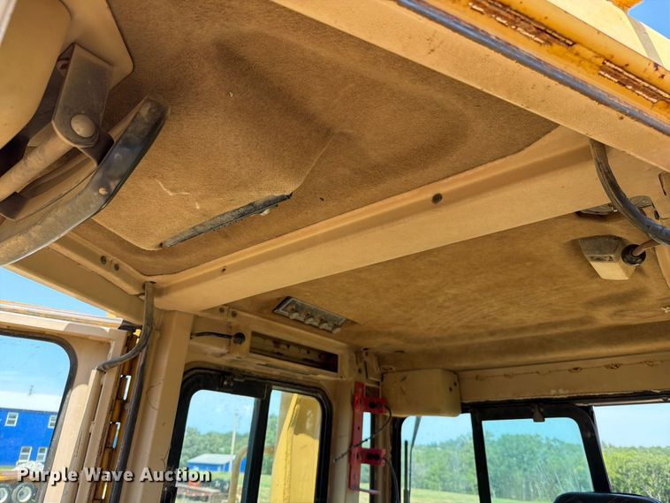 image for item FN5775 1995 Caterpillar D8N dozer