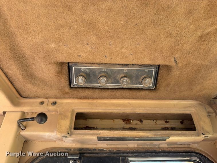image for item FN5775 1995 Caterpillar D8N dozer