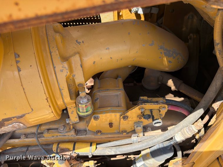 image for item FN5775 1995 Caterpillar D8N dozer