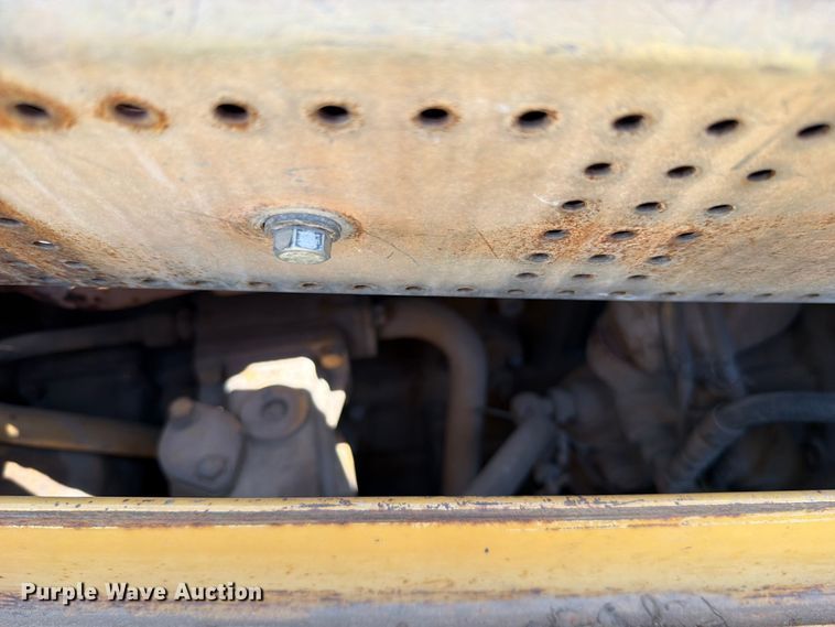 image for item FN5775 1995 Caterpillar D8N dozer