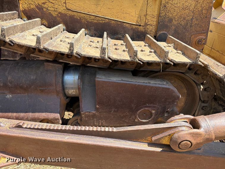 image for item FN5775 1995 Caterpillar D8N dozer
