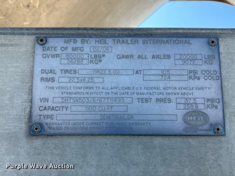 image for item FP3000 2006 Heil pneumatic dry bulk trailer