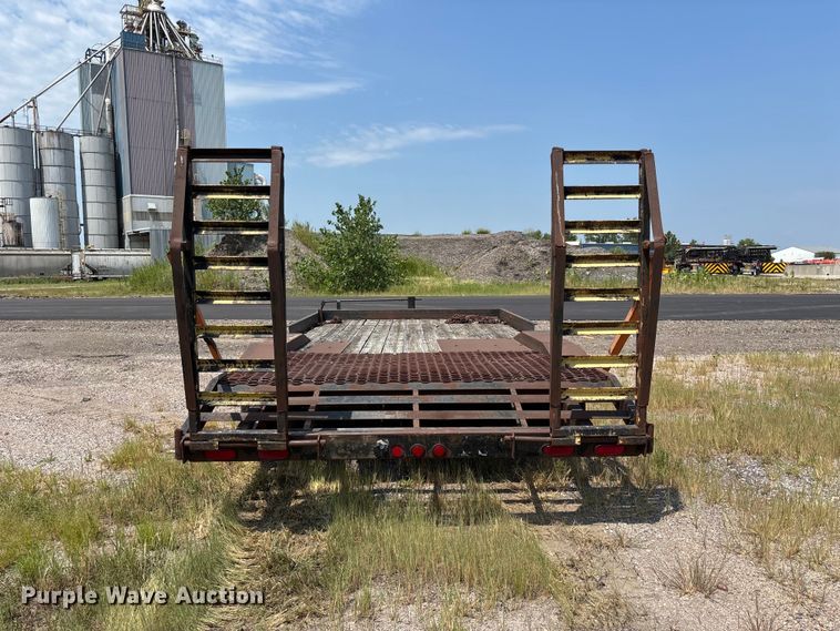 image for item FP3007 2002 Ullhaul 182WB utility trailer