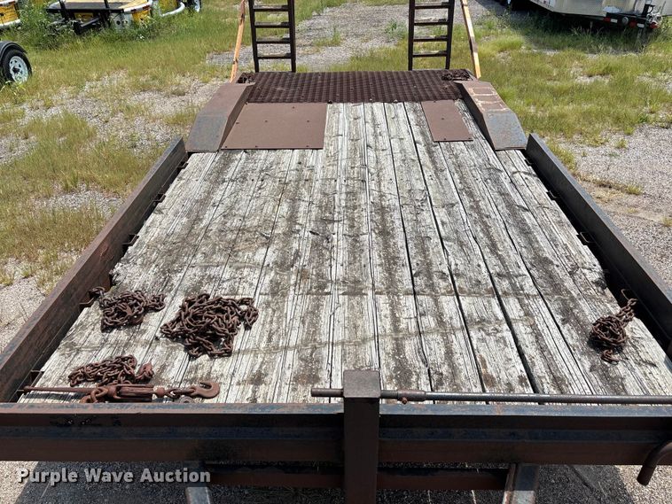 image for item FP3007 2002 Ullhaul 182WB utility trailer