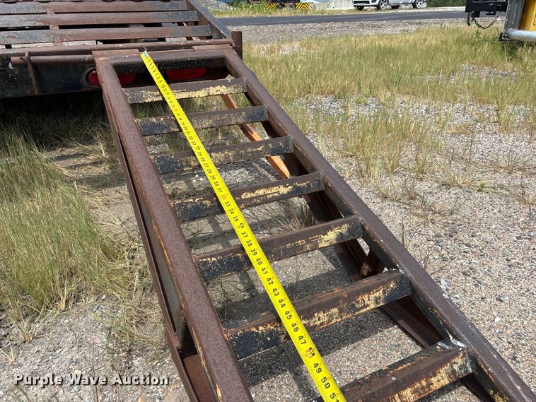 image for item FP3007 2002 Ullhaul 182WB utility trailer