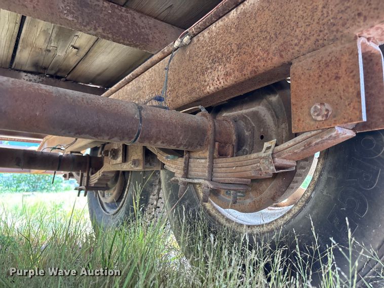 image for item FP3007 2002 Ullhaul 182WB utility trailer