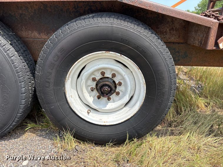 image for item FP3007 2002 Ullhaul 182WB utility trailer
