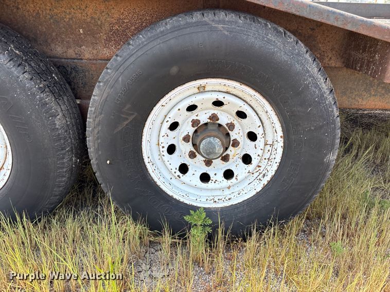 image for item FP3007 2002 Ullhaul 182WB utility trailer