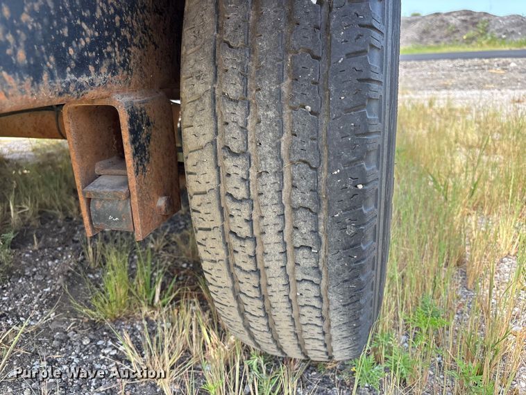 image for item FP3007 2002 Ullhaul 182WB utility trailer