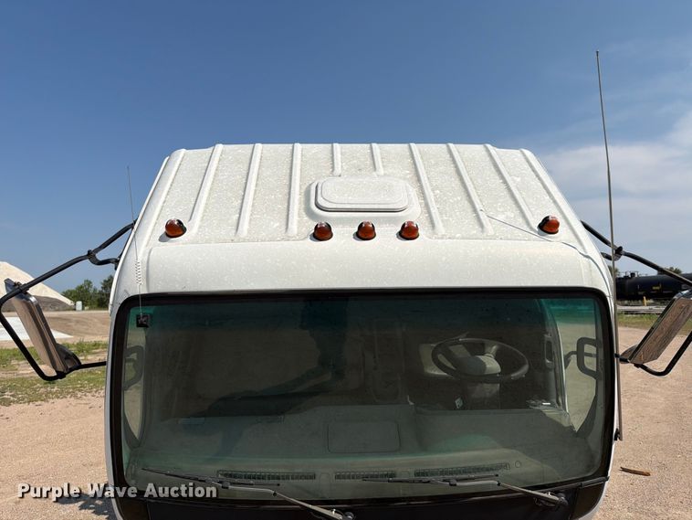 image for item FP3008 2001 GMC W5500 flatbed truck