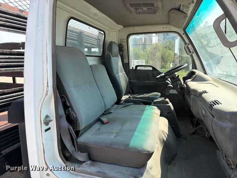 image for item FP3008 2001 GMC W5500 flatbed truck
