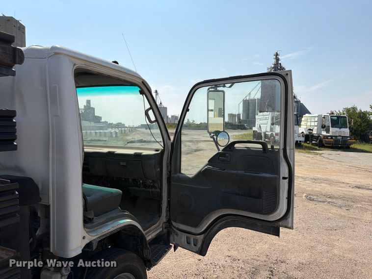 image for item FP3008 2001 GMC W5500 flatbed truck