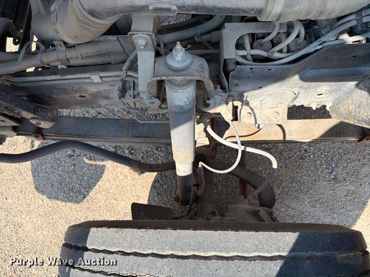 image for item FP3008 2001 GMC W5500 flatbed truck