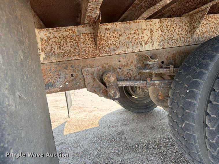 image for item FP3008 2001 GMC W5500 flatbed truck