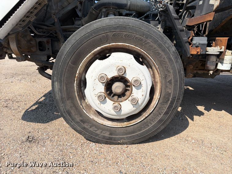 image for item FP3008 2001 GMC W5500 flatbed truck