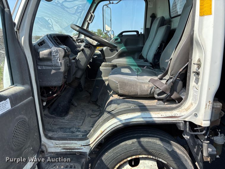 image for item FP3009 2004 GMC W5500 flatbed truck