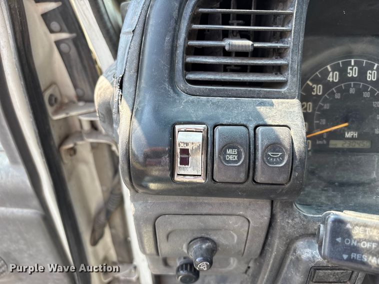 image for item FP3009 2004 GMC W5500 flatbed truck