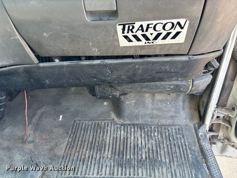 image for item FP3009 2004 GMC W5500 flatbed truck