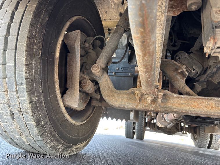 image for item FP3009 2004 GMC W5500 flatbed truck
