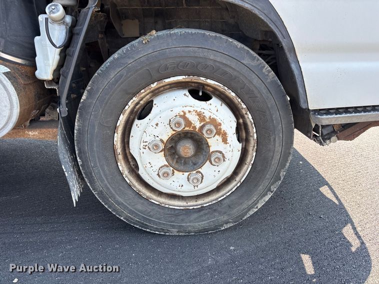 image for item FP3009 2004 GMC W5500 flatbed truck