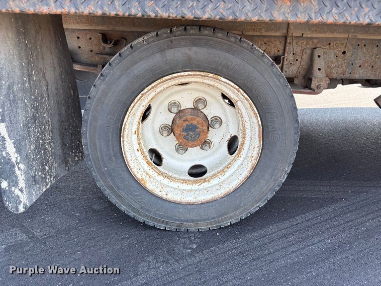 image for item FP3009 2004 GMC W5500 flatbed truck