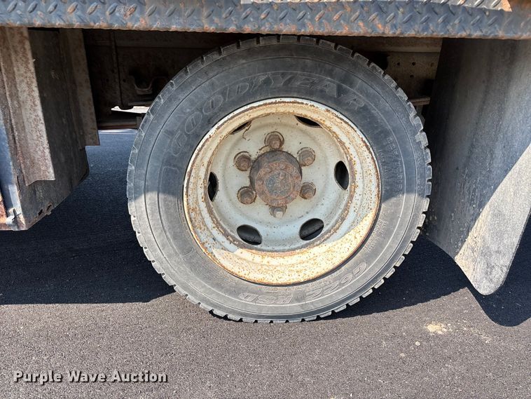 image for item FP3009 2004 GMC W5500 flatbed truck