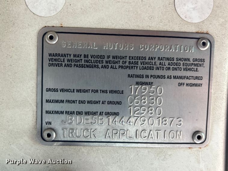 image for item FP3009 2004 GMC W5500 flatbed truck
