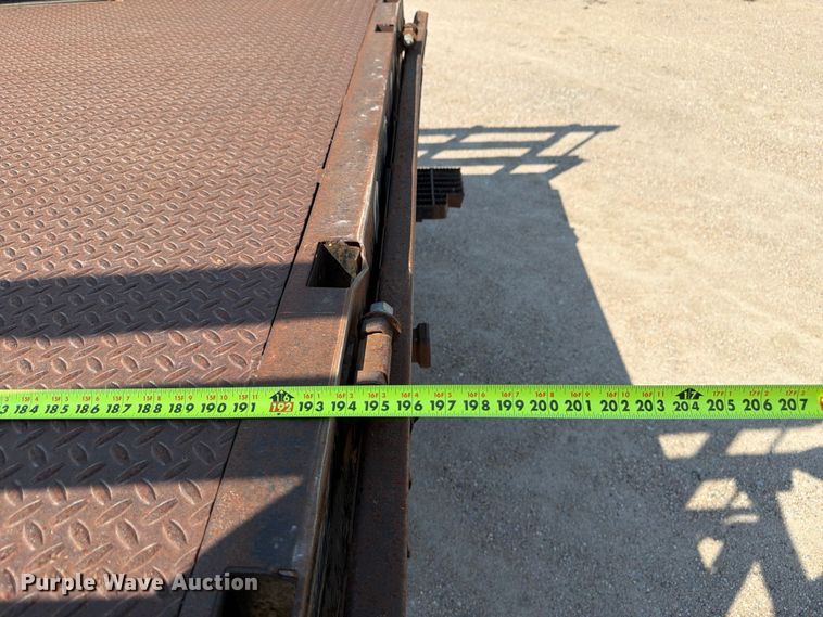 image for item FP3010 2002 GMC W5500 flatbed truck