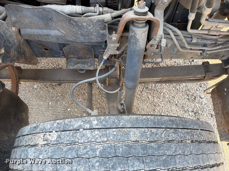 image for item FP3010 2002 GMC W5500 flatbed truck